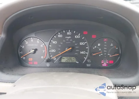 2000 Honda Accord 2.3 Lx from USA, damaged, VIN 1HGCG6652YA047231